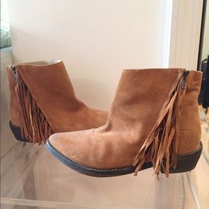 Tan Suede Western Boho Fringe Ankle Boots